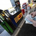 Ancora rialzi per benzina e gasolio