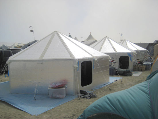 Refugee shelter