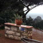 Pietre fotovoltaiche: inaugurato un muretto solare a Capri
