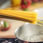 La cottura passivi dei cibi: ecco come cucinare risparmiando gas ed elettricità