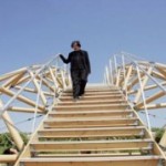 Shigeru Ban costruttore ecosostenibile di case e ponti di carta riciclata 