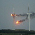 Scozia, in fiamme una turbina eolica