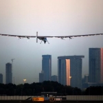 Solar Impulse 2, al via il giro del mondo